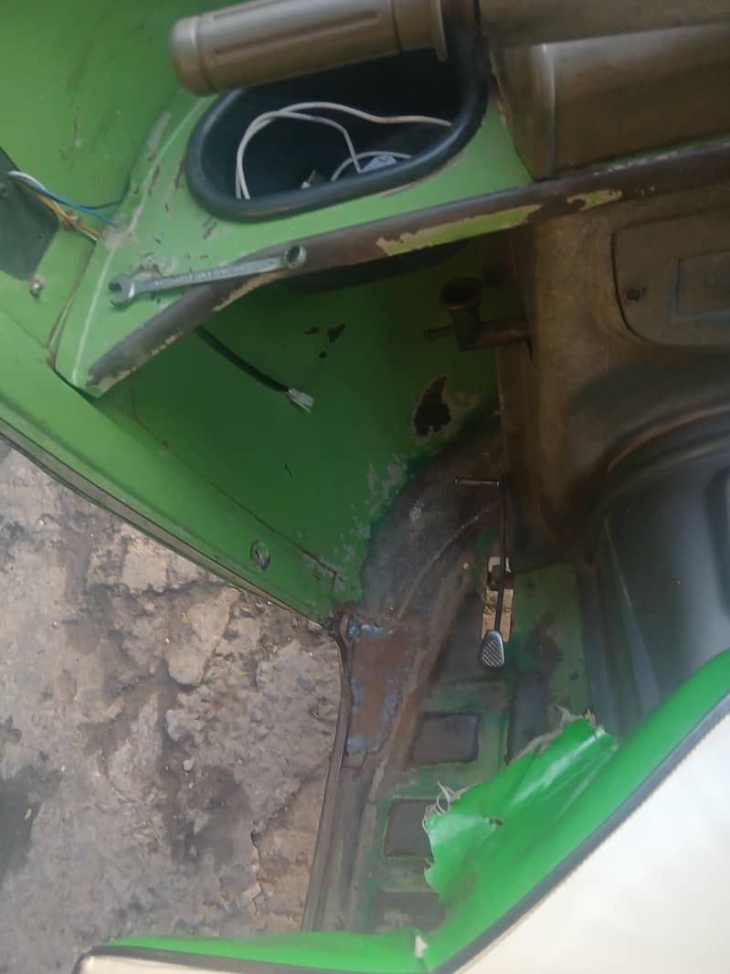 auto rickshaw 11