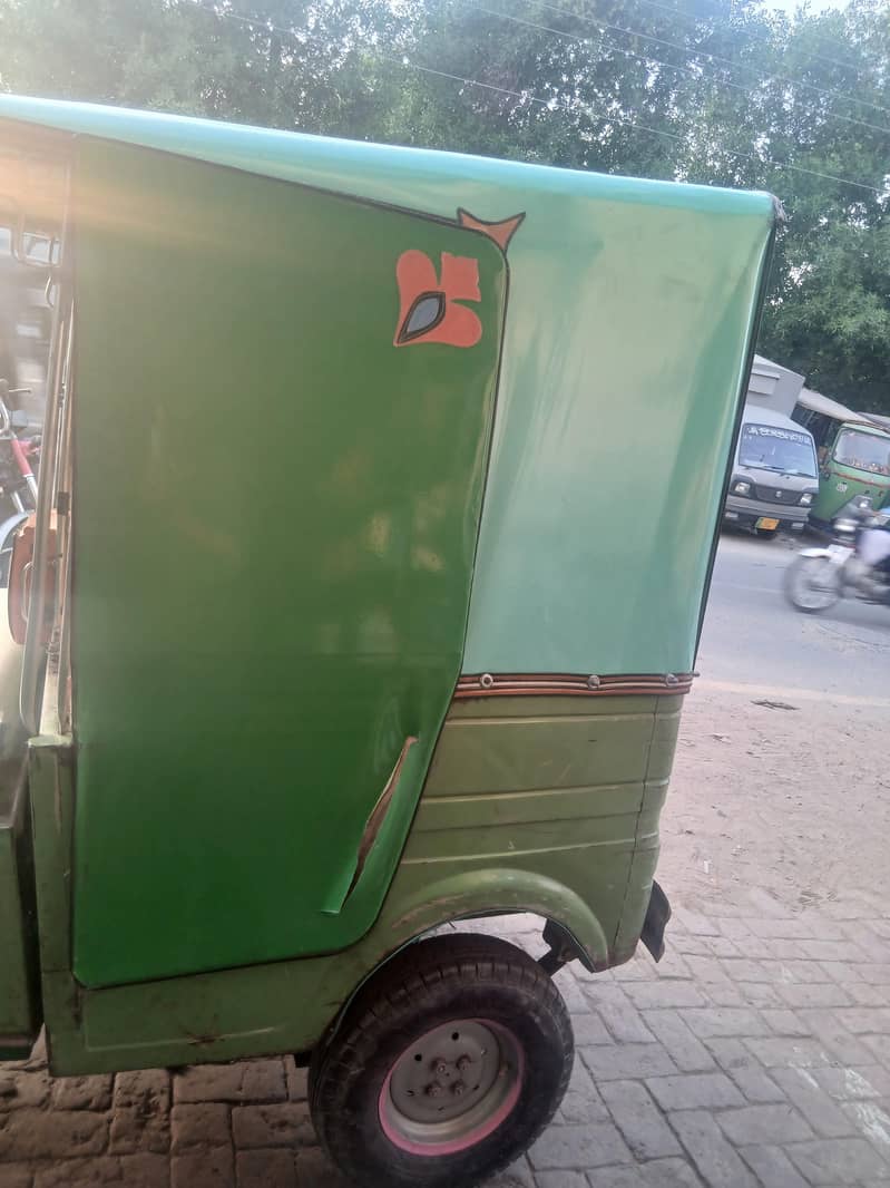 auto rickshaw 16