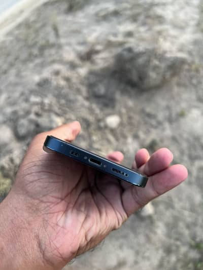 Iphone 12 pro blue colour 9/10 condition original