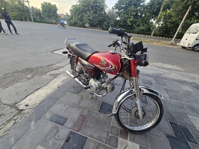 2015 Model Cd 70 genuine Condition