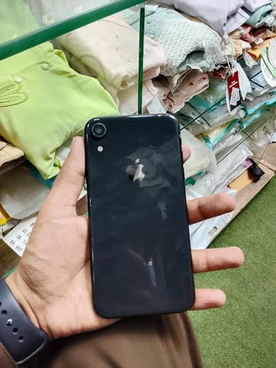 Apple iPhone XR