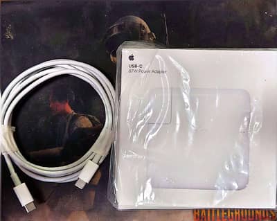 MacBook 87w power adapter with c to c cable