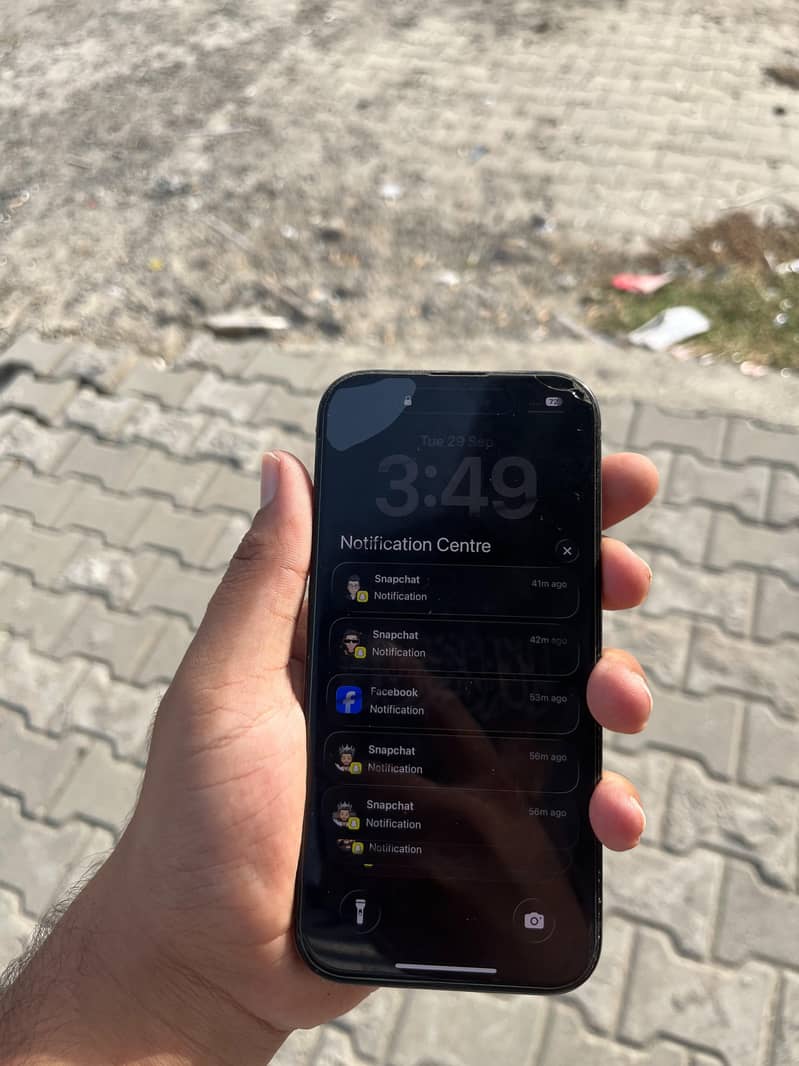 Apple iPhone 15 3