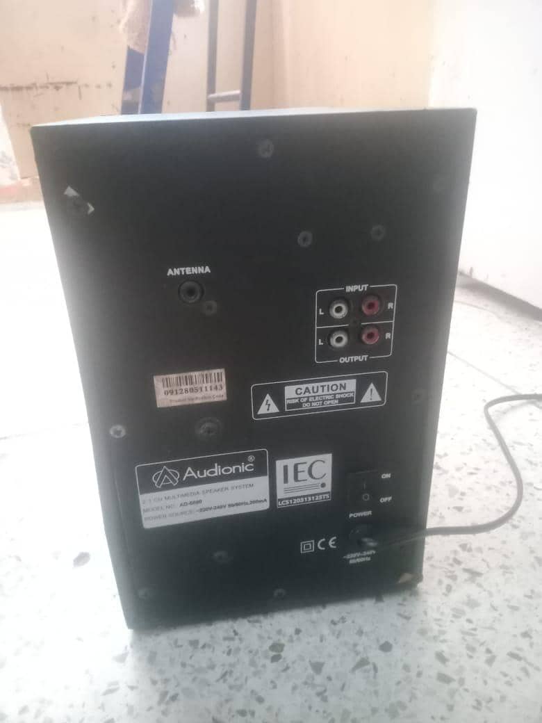 Audionic ad6500 1