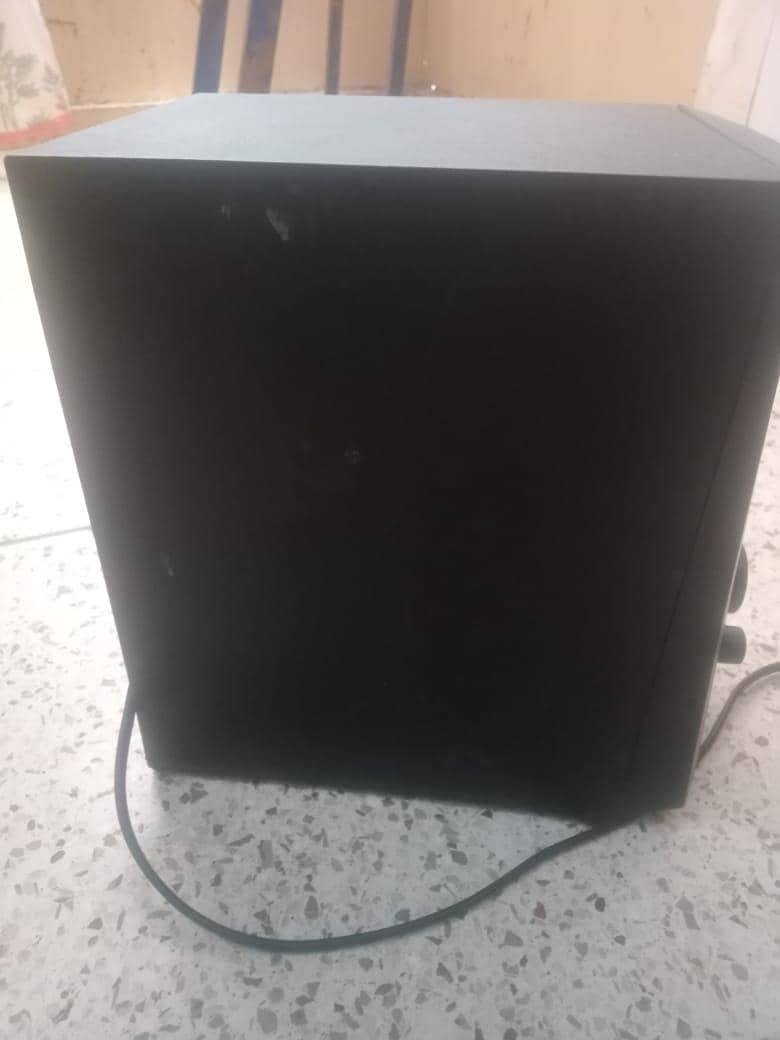 Audionic ad6500 5