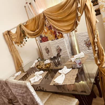 Dining table with accessories