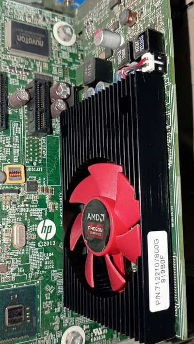 AMD Radeon R5 430
