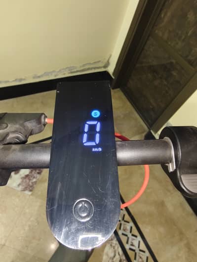 Xiaomi scooter 1 year used with max speed of 25km/hr