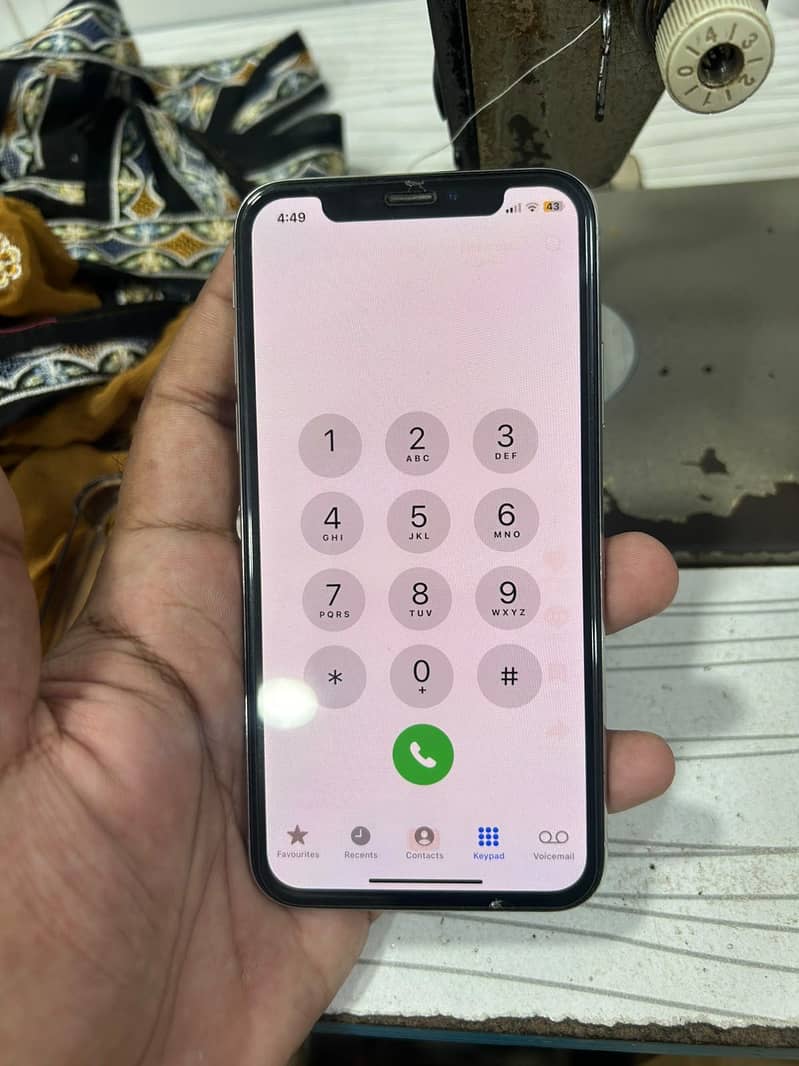Apple iPhone X 3