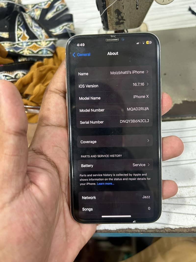 Apple iPhone X 4