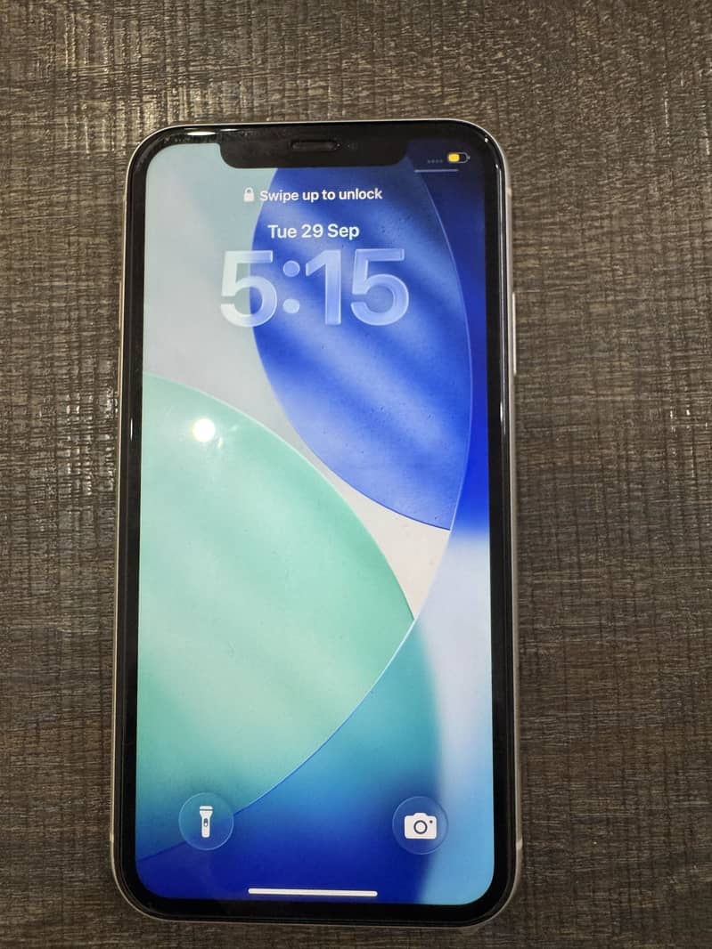 Apple iPhone 11 4