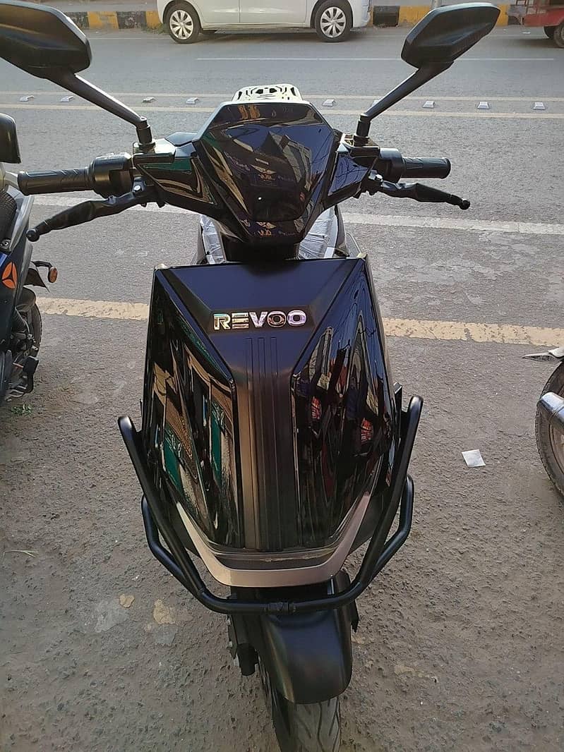 Revoo C35 0