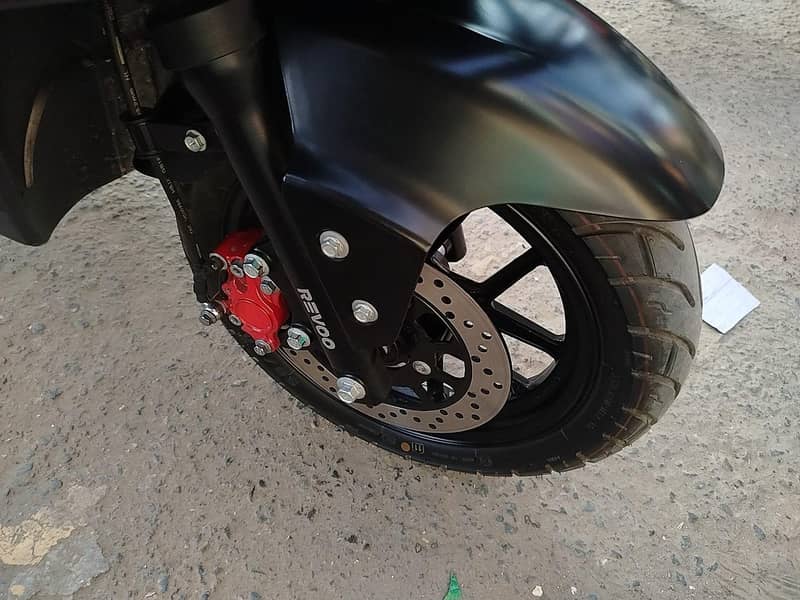 Revoo C35 3