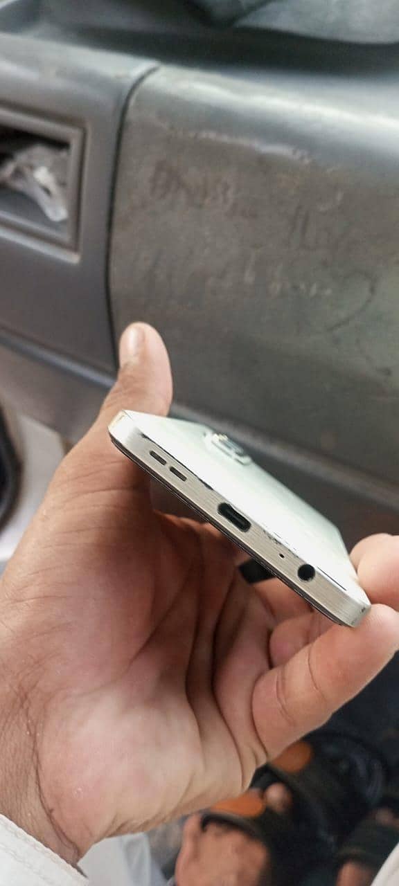 Itel S25 4