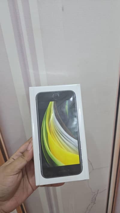 Apple iPhone SE