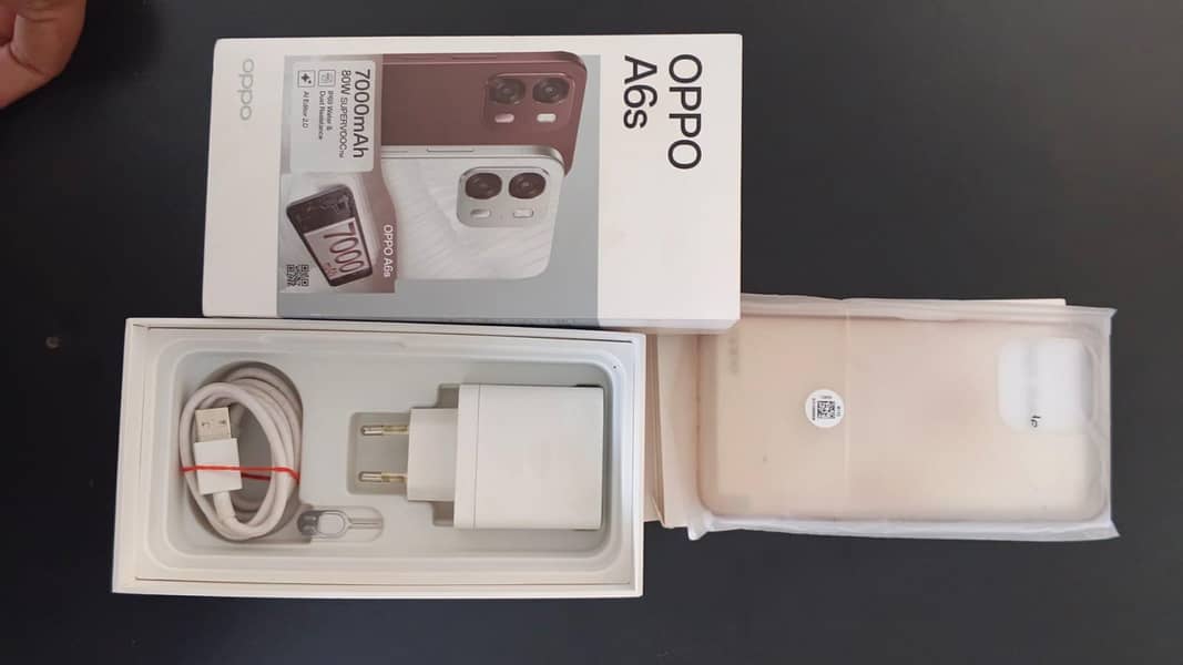 OPPO A6s 4