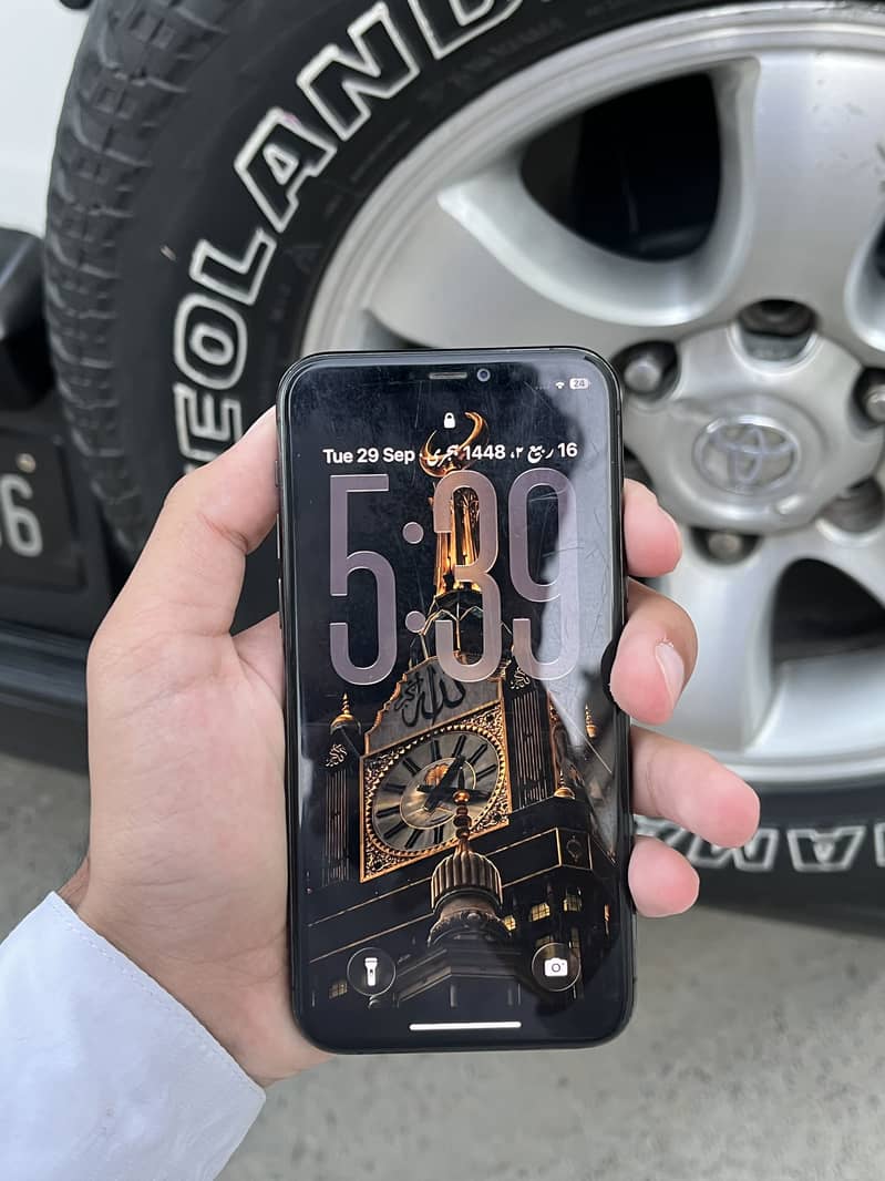 Apple iPhone 11 Pro 1