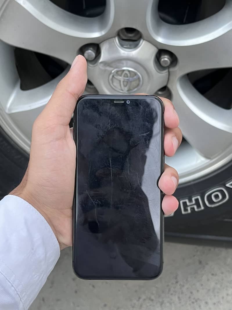 Apple iPhone 11 Pro 3