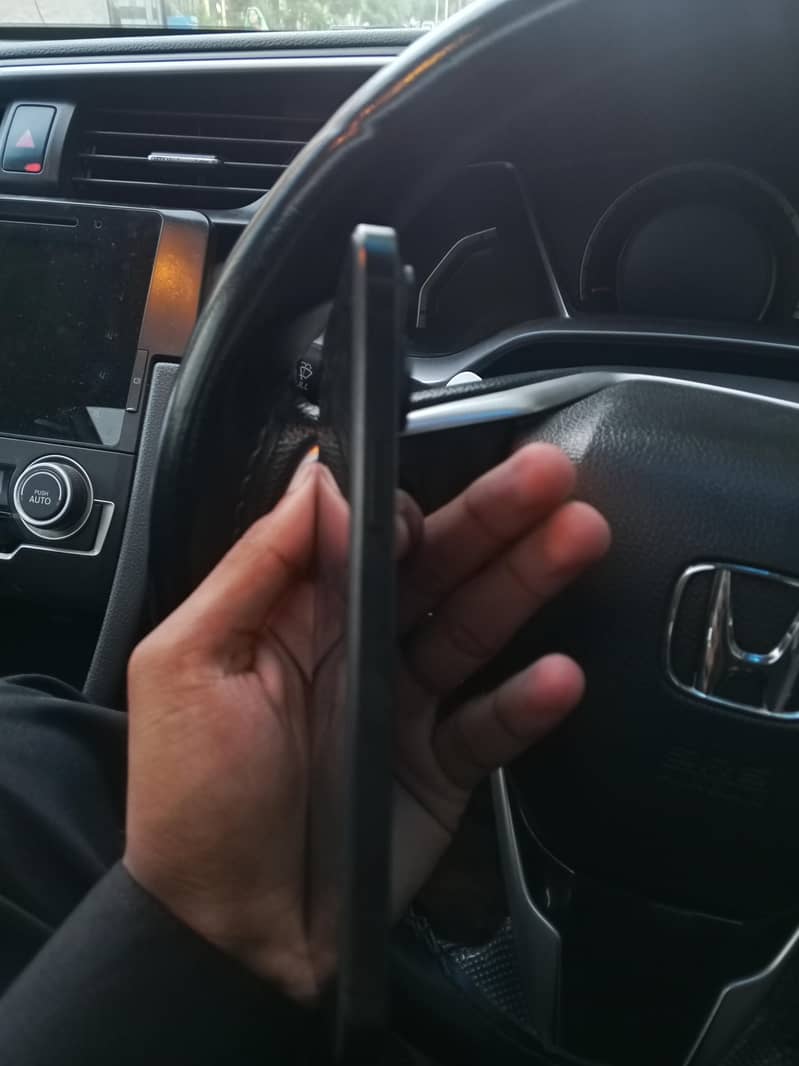 Apple iPhone 15 Pro Max 2