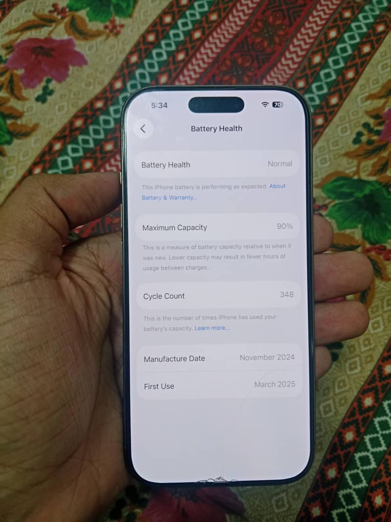 Apple iPhone 16 Pro 4