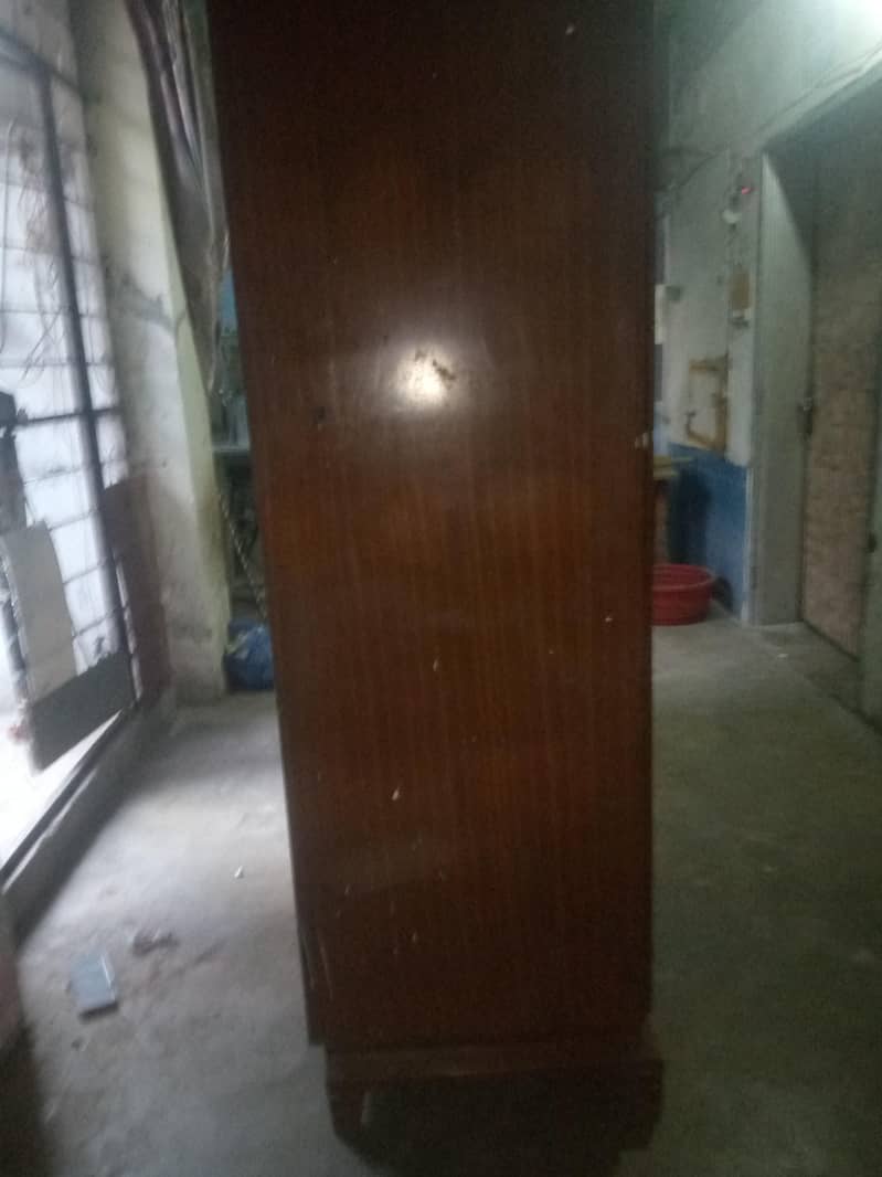 wardrobe 3