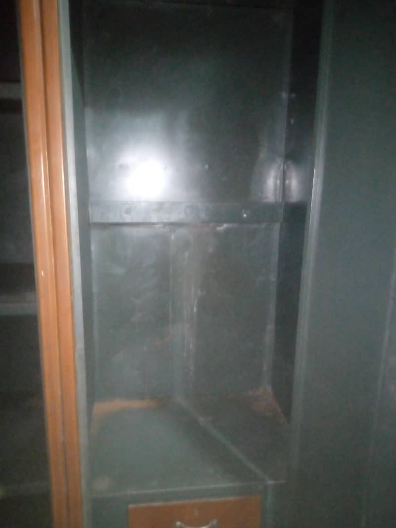 wardrobe 5