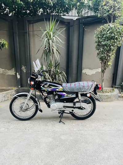 Honda CG 125 2020 model 10/10 condition total original best for 2021
