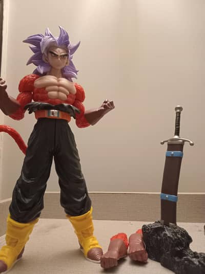 Dragon ball Super saiyan 4 trunks figure. 10.5 inches (27cm)