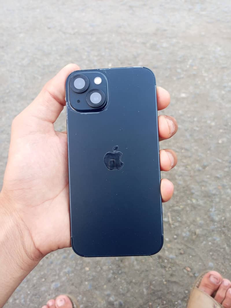 Apple iPhone 13 0