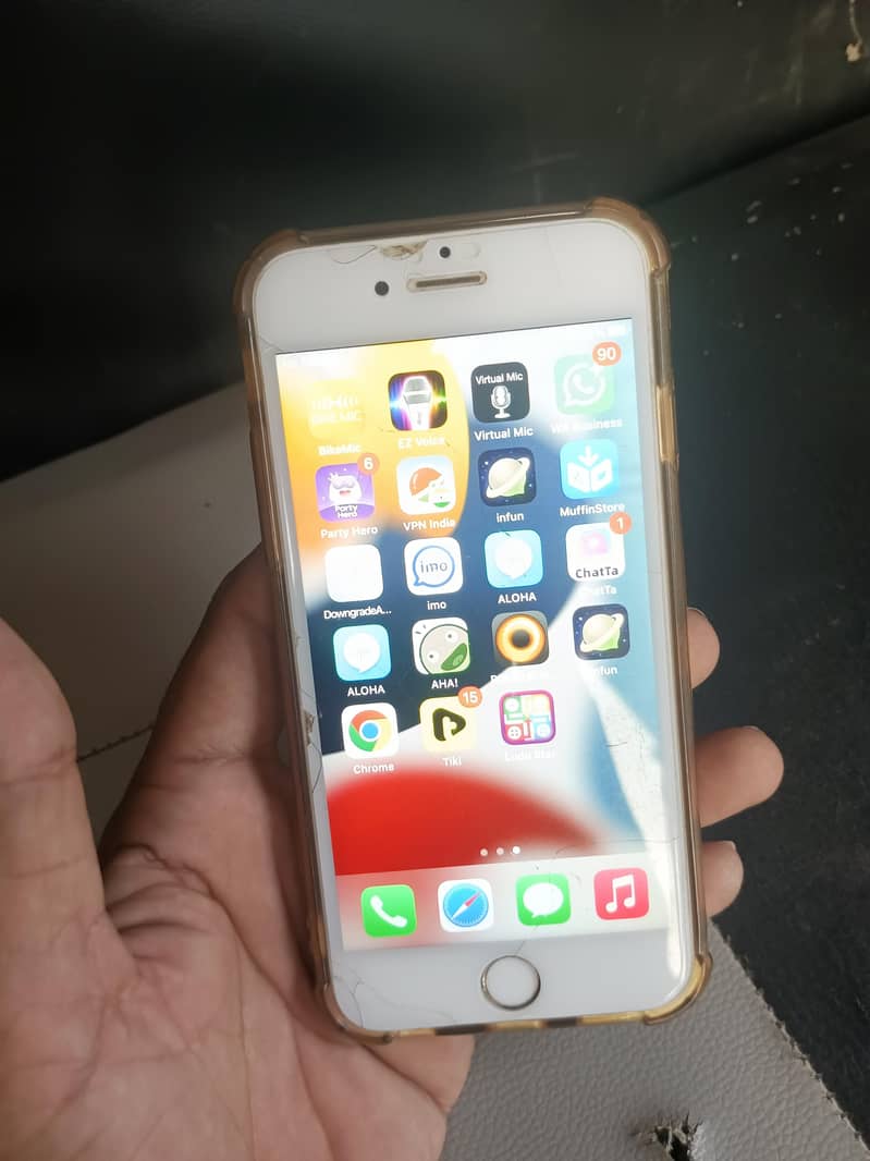 Apple iPhone 6S 7