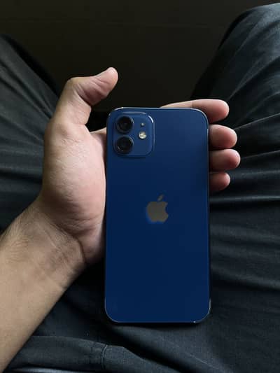 Apple iPhone 12