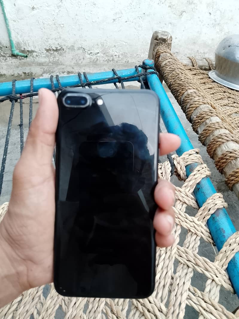 Apple iPhone 7 Plus 2