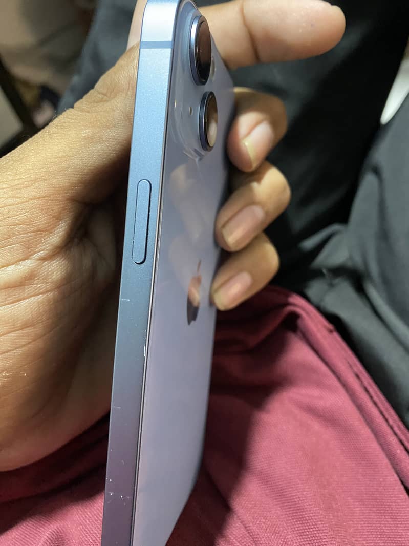 Apple iPhone 14 2