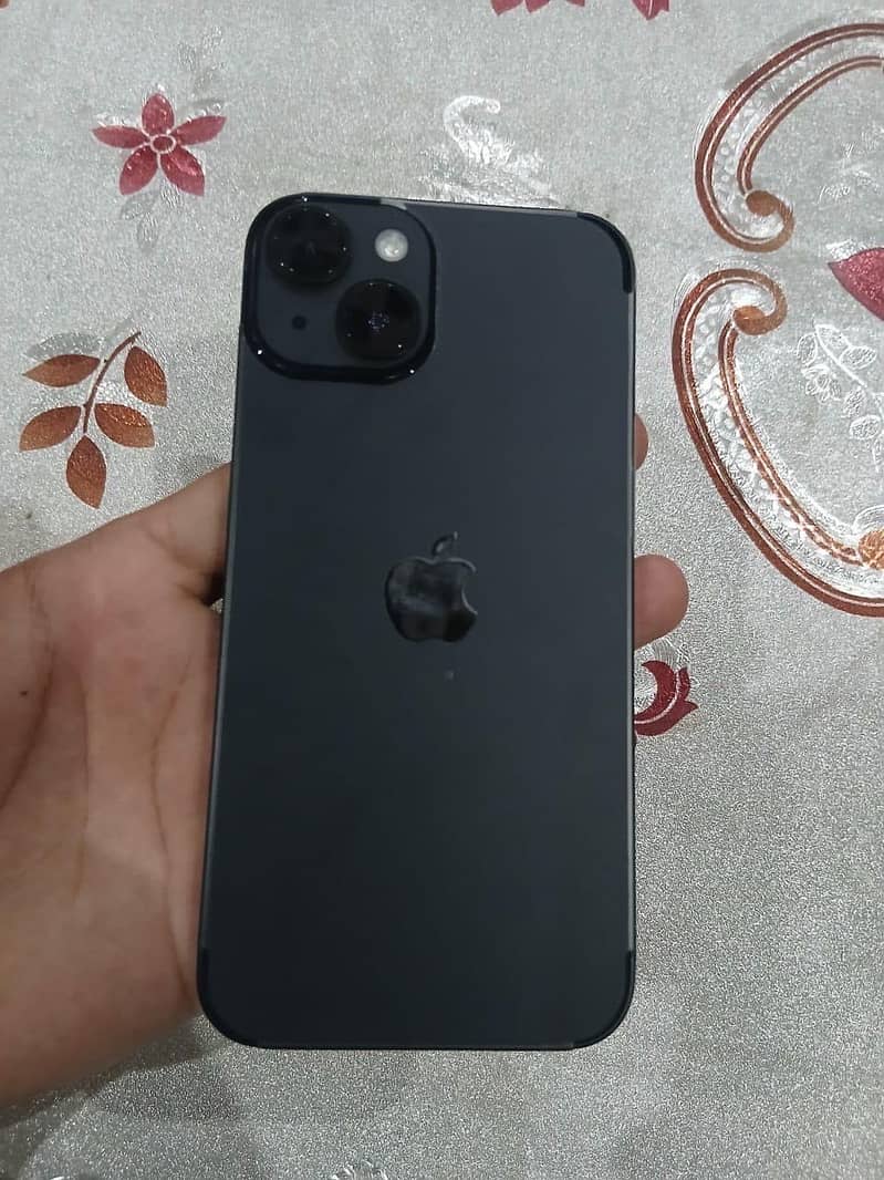 Apple iPhone 14 3