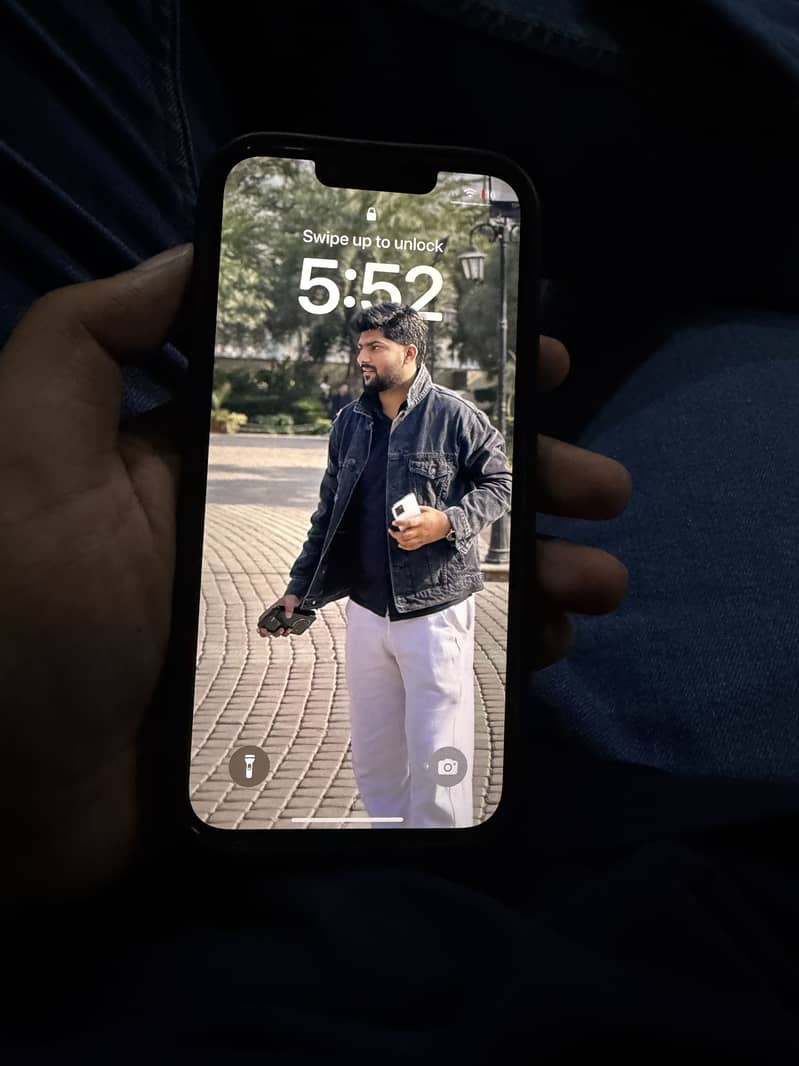 iPhone 13 Jv 2