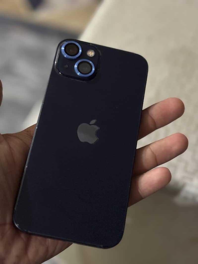 Apple iPhone 13 1