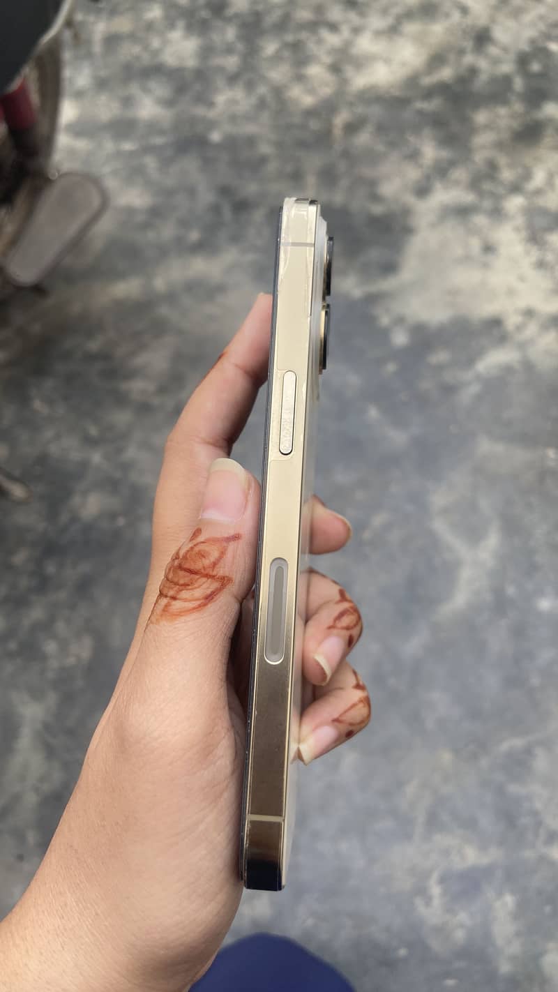 Apple iPhone 13 Pro 5