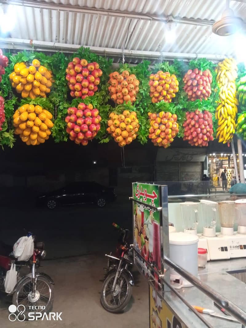مصنوعی پھل — دکان کی خوبصورت سجاوٹ کے لیے 16