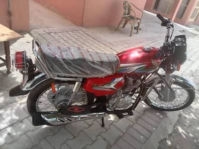 Honda CG 125 | 2023 Model | Only 5,500 KM | Urgent Sale