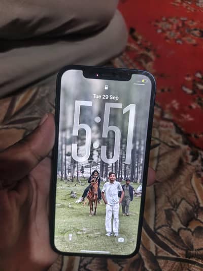 Apple iPhone 12