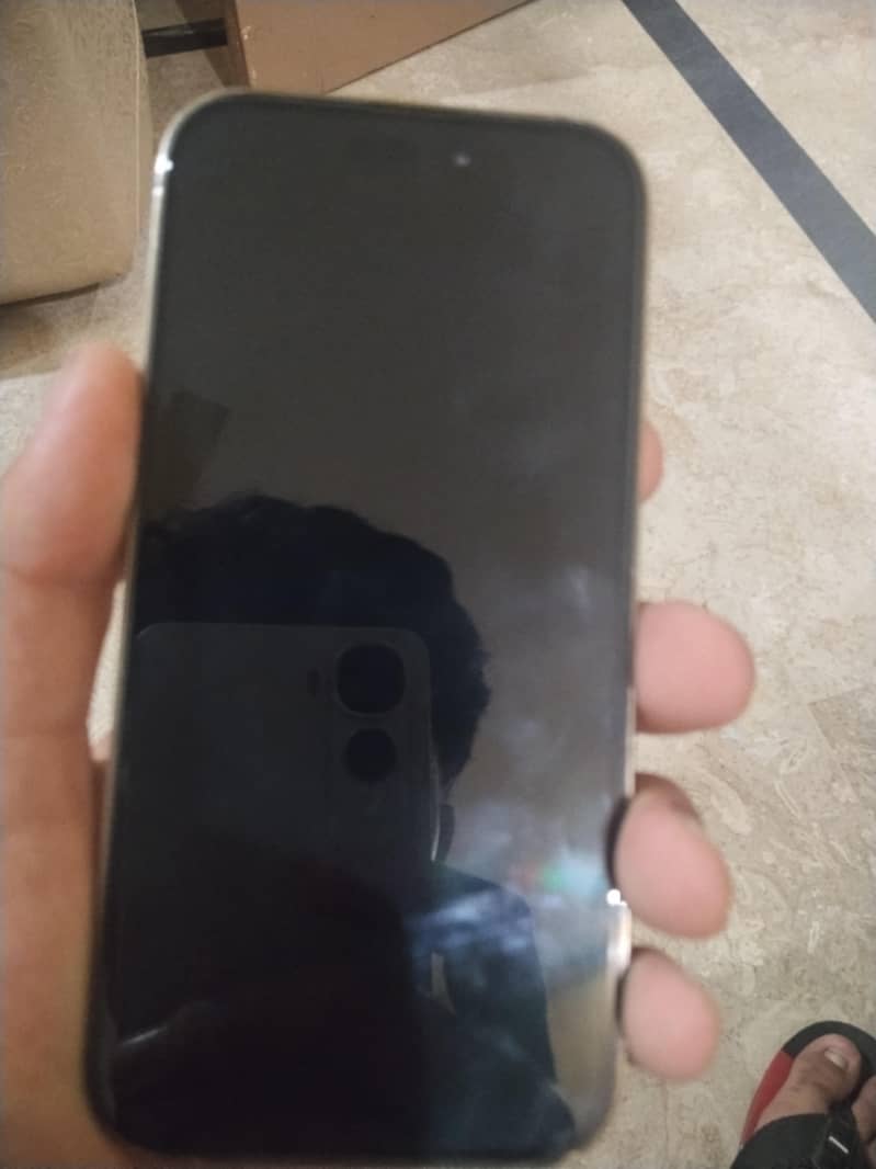 Apple iPhone 14 Pro 2