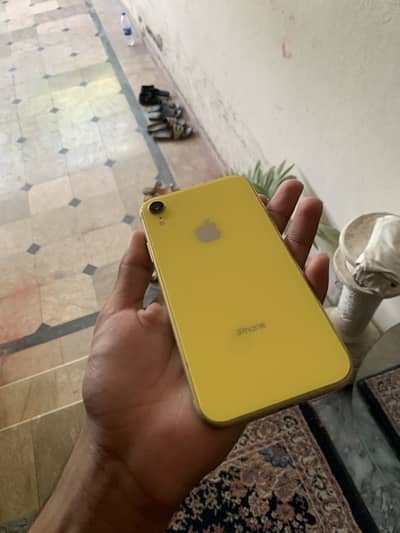 Apple iPhone XR jv 64gb 76 battery health