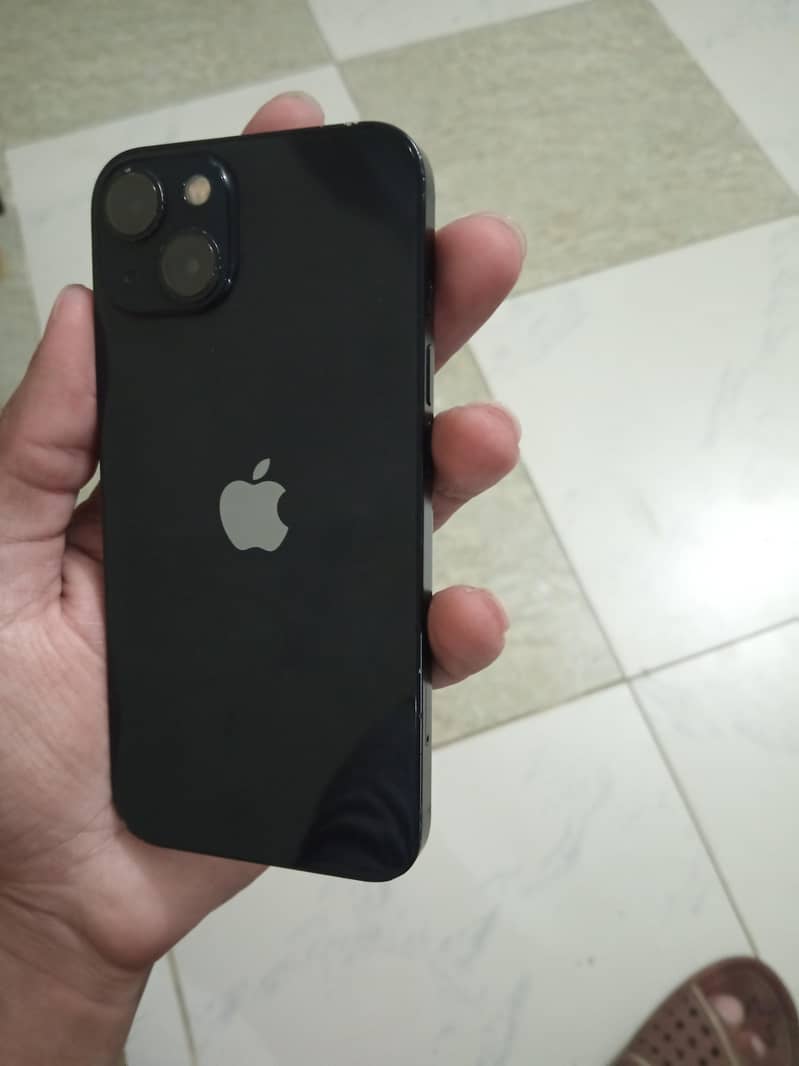 Apple iPhone 13 3