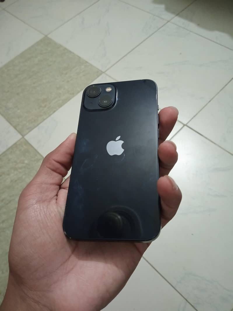 Apple iPhone 13 7