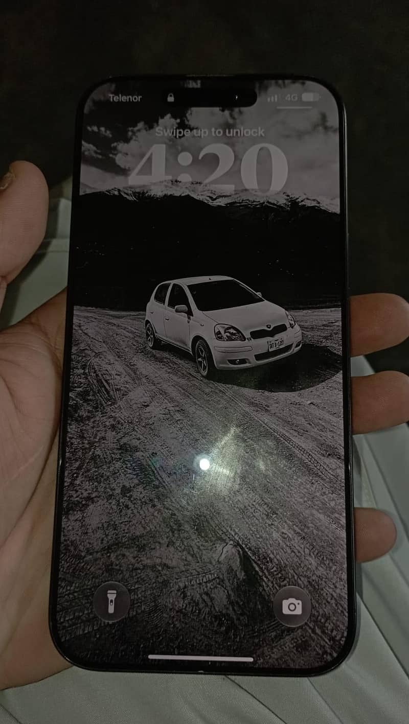 Apple iPhone 16 Pro Max 6
