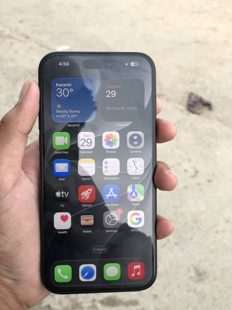 Apple iPhone 15 plus 3