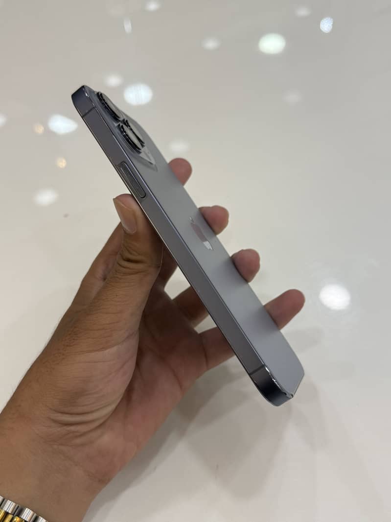 iPhone 13 Pro Max 3