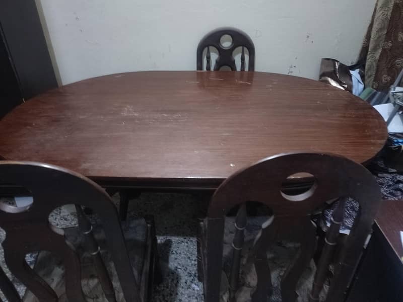oval dining table 1
