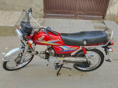 Honda CD 70 2010 model hai all documents clear hai