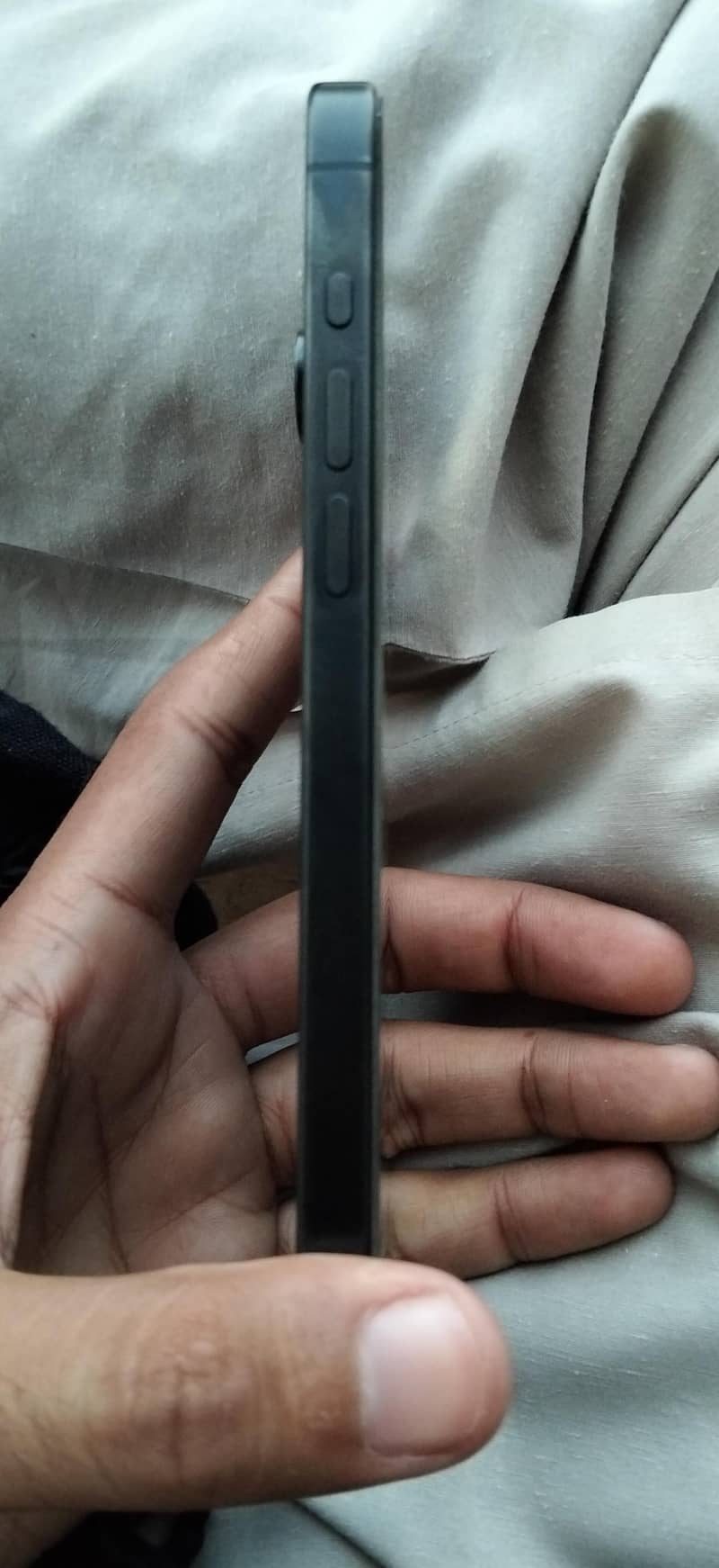Apple iPhone 15 Pro Max 2
